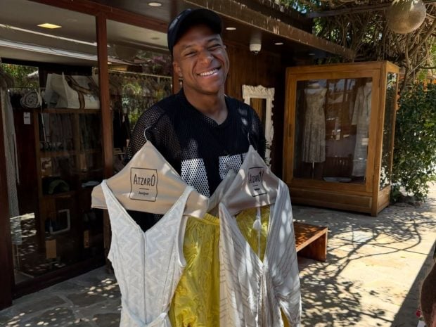 Mbapp&eacute; de compras con Ester. (Foto: Redes Sociales)