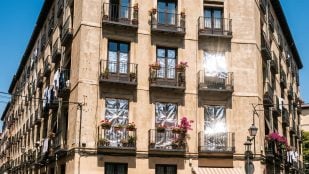 papel de aluminio en las ventanas