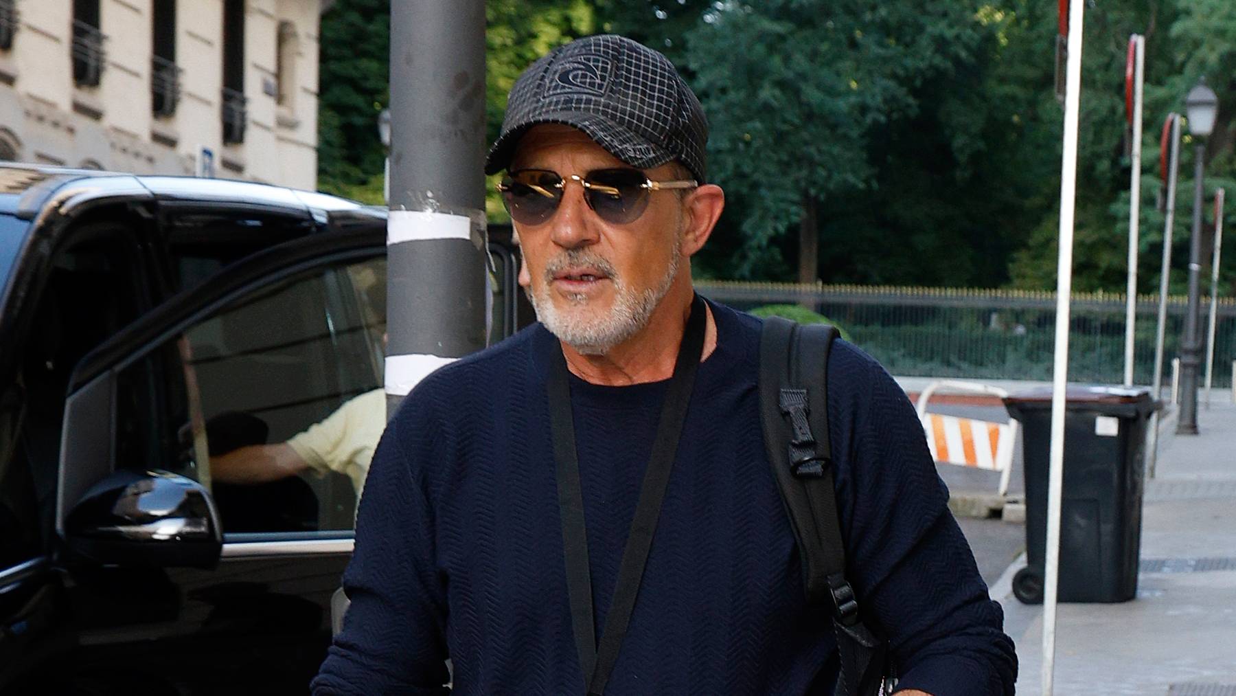Antonio Banderas por las calles de Madrid. (Foto: Europa Press)