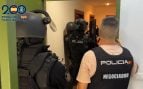 atrincherado vivienda madre octogenaria