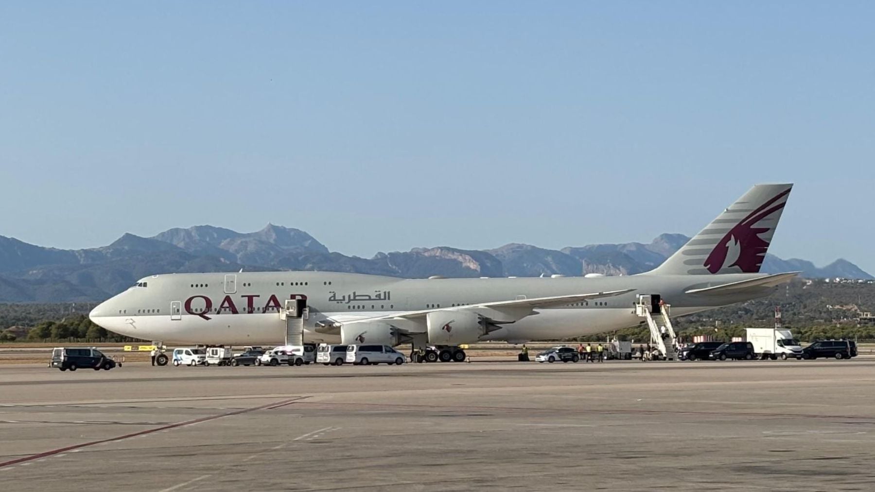 Imagen del impresionante avión de la realeza de Qatar, en el aeropuerto de Palma.