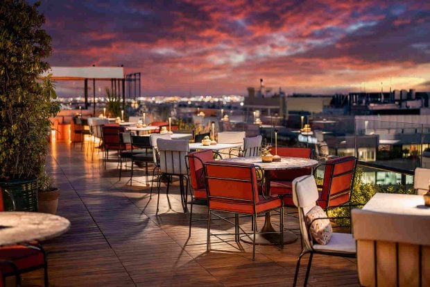 Terraza del hotel Bless para el eclipse