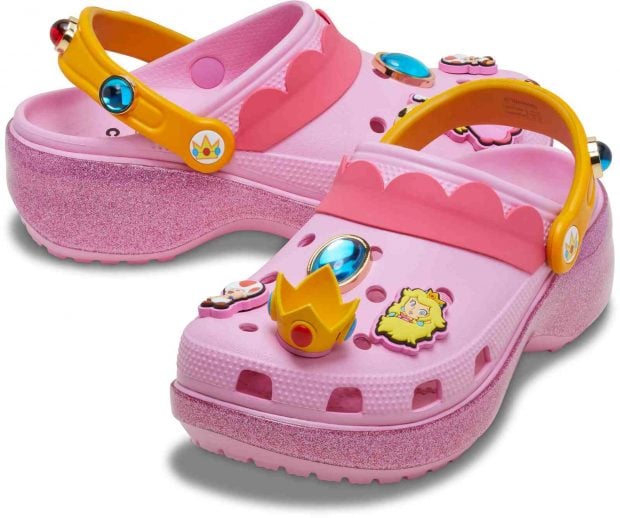Zapatos de Crocs como novedades COOL