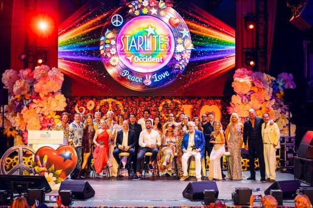 Premiados y entregadores durante la XVII Gala Starlite Occident. (Foto: Europa Press)