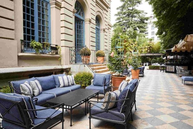 Terraza del hotel Santo Mauro para verano