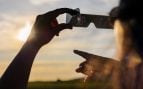 Aún estás a tiempo: puedes comprar gafas homologadas en Amazon y que lleguen antes del eclipse solar de mañana