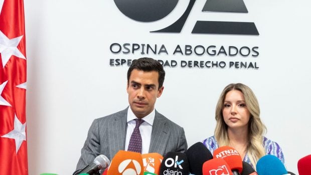 Juango Ospina y Beatriz Uriarte, representantes legales de la familia Onieva. (Foto: Europa Press)