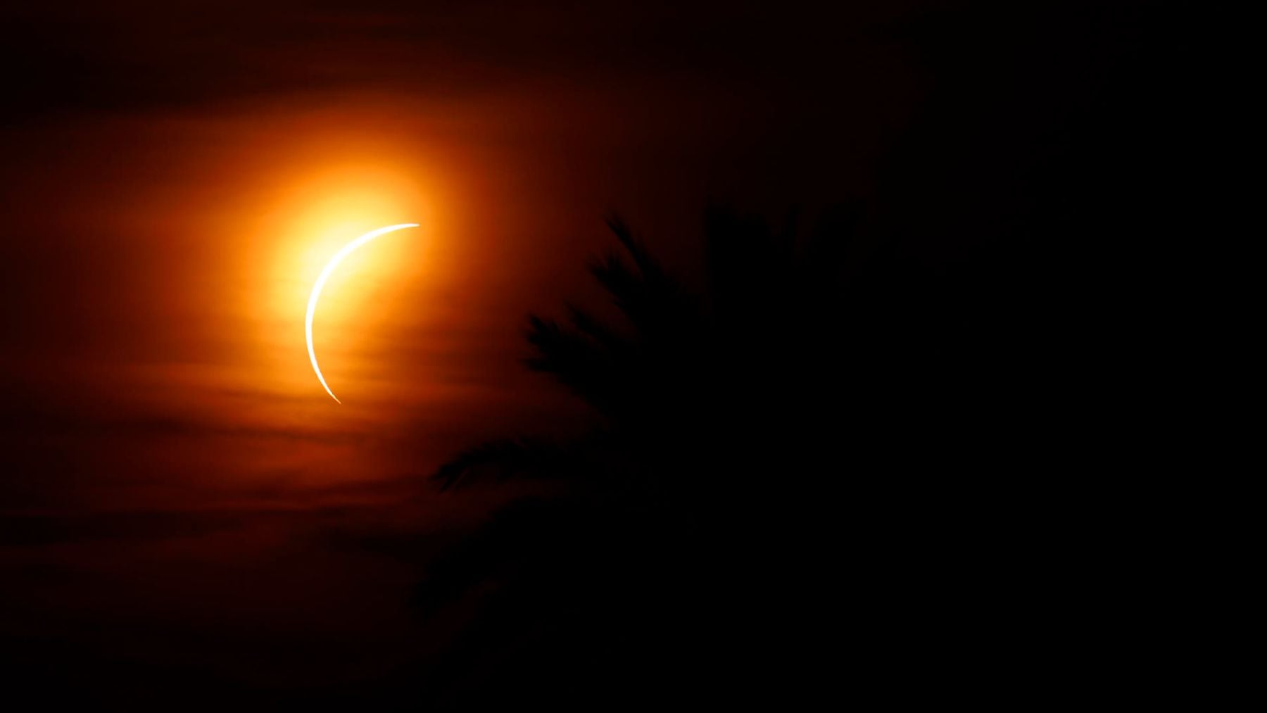 Así fue el eclipse que oscureció España: las imágenes más espectaculares
