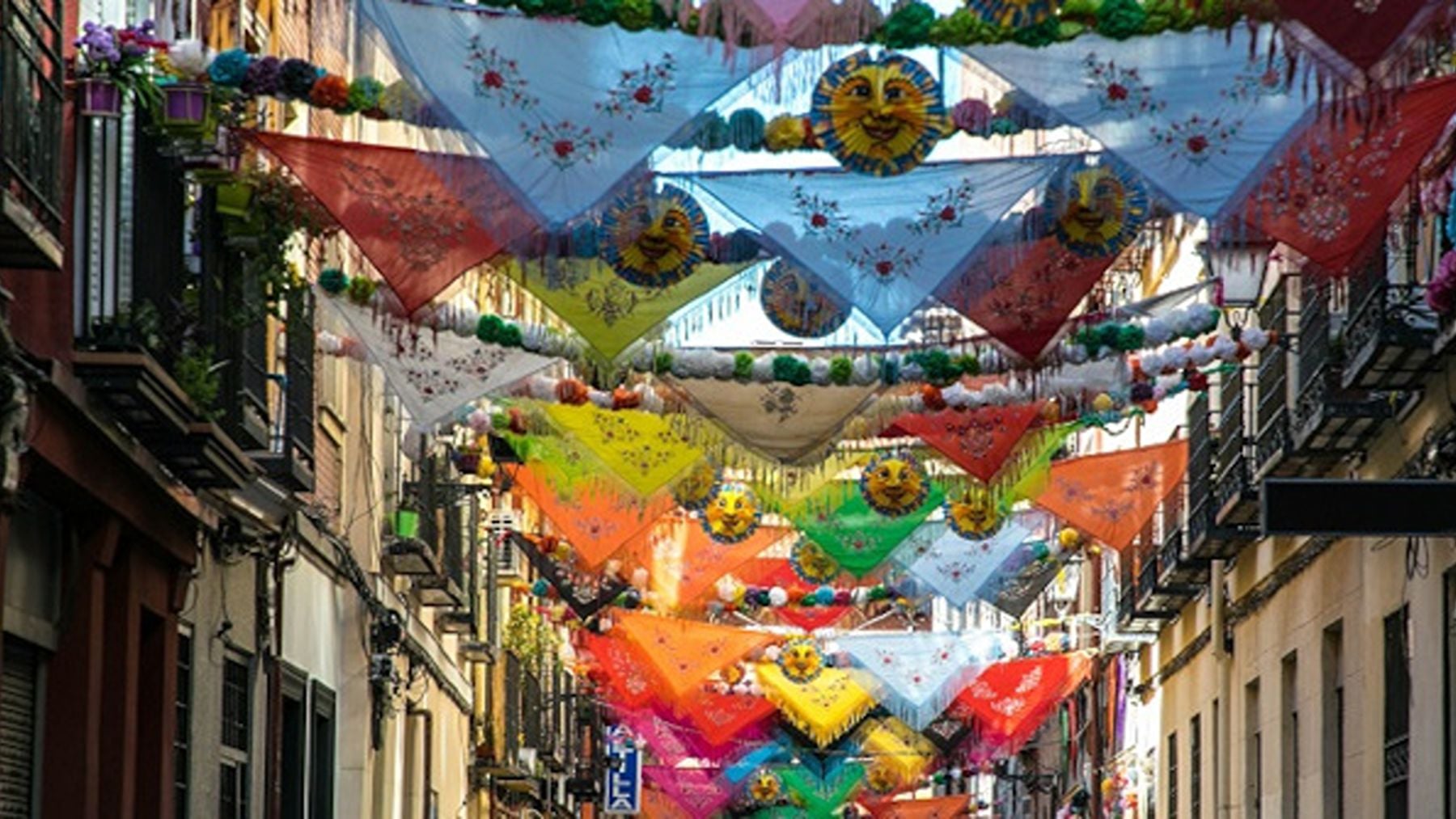 El origen de la Verbena de la Paloma: por qué es la fiesta más castiza de Madrid