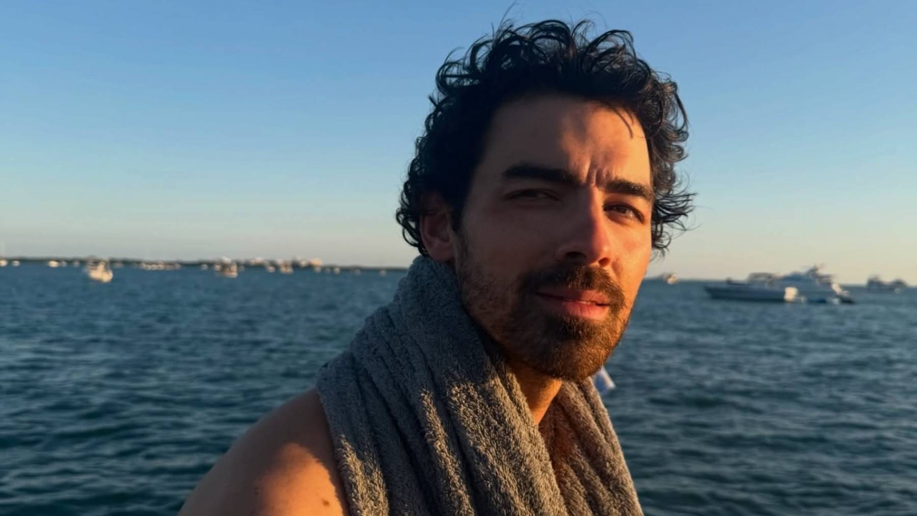 Joe Jonas durante unas vacaciones. (Foto: @joejonas)