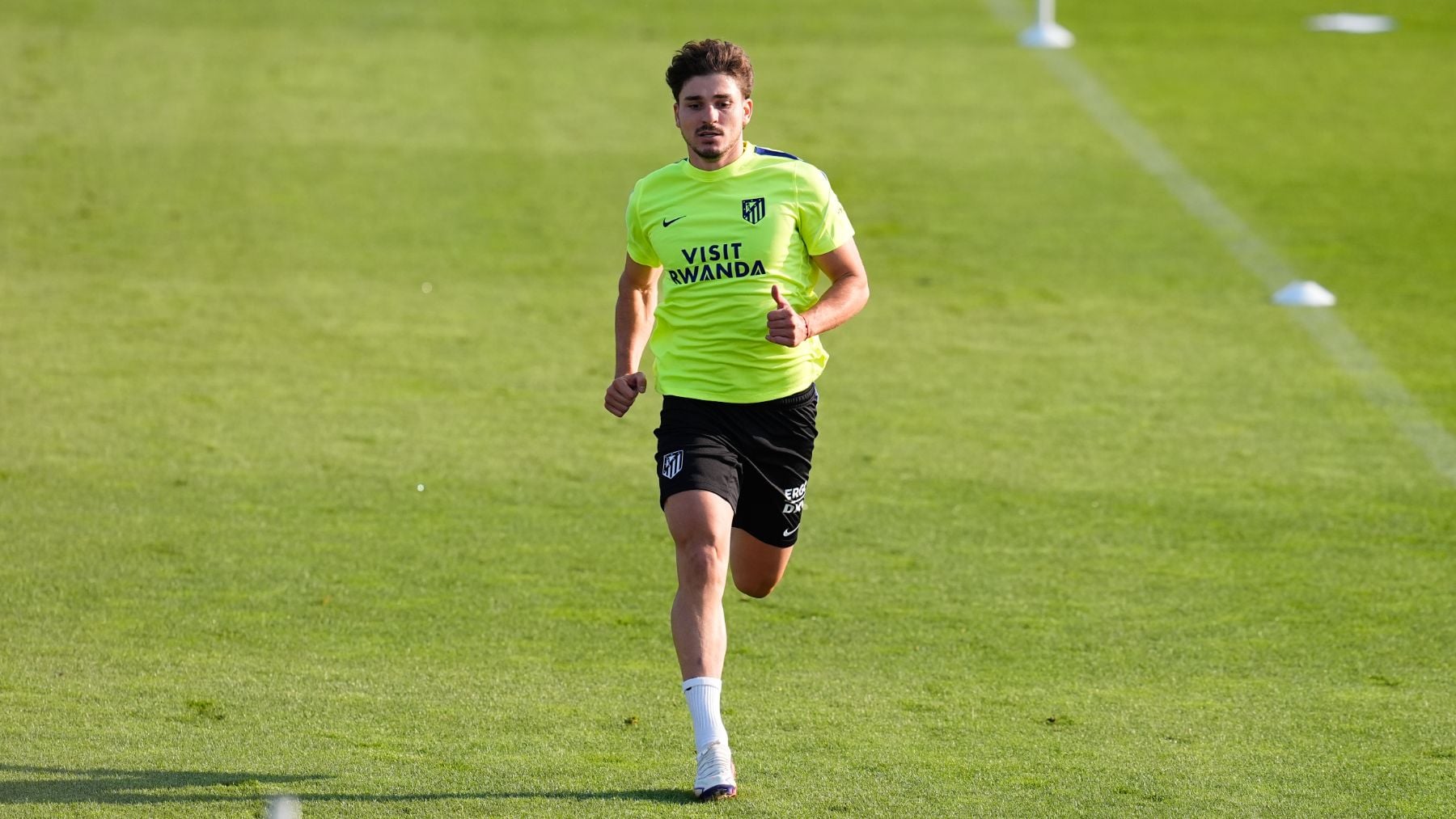 Simeone no se lleva a Julián Álvarez a Marsella para el último amistoso del Atlético