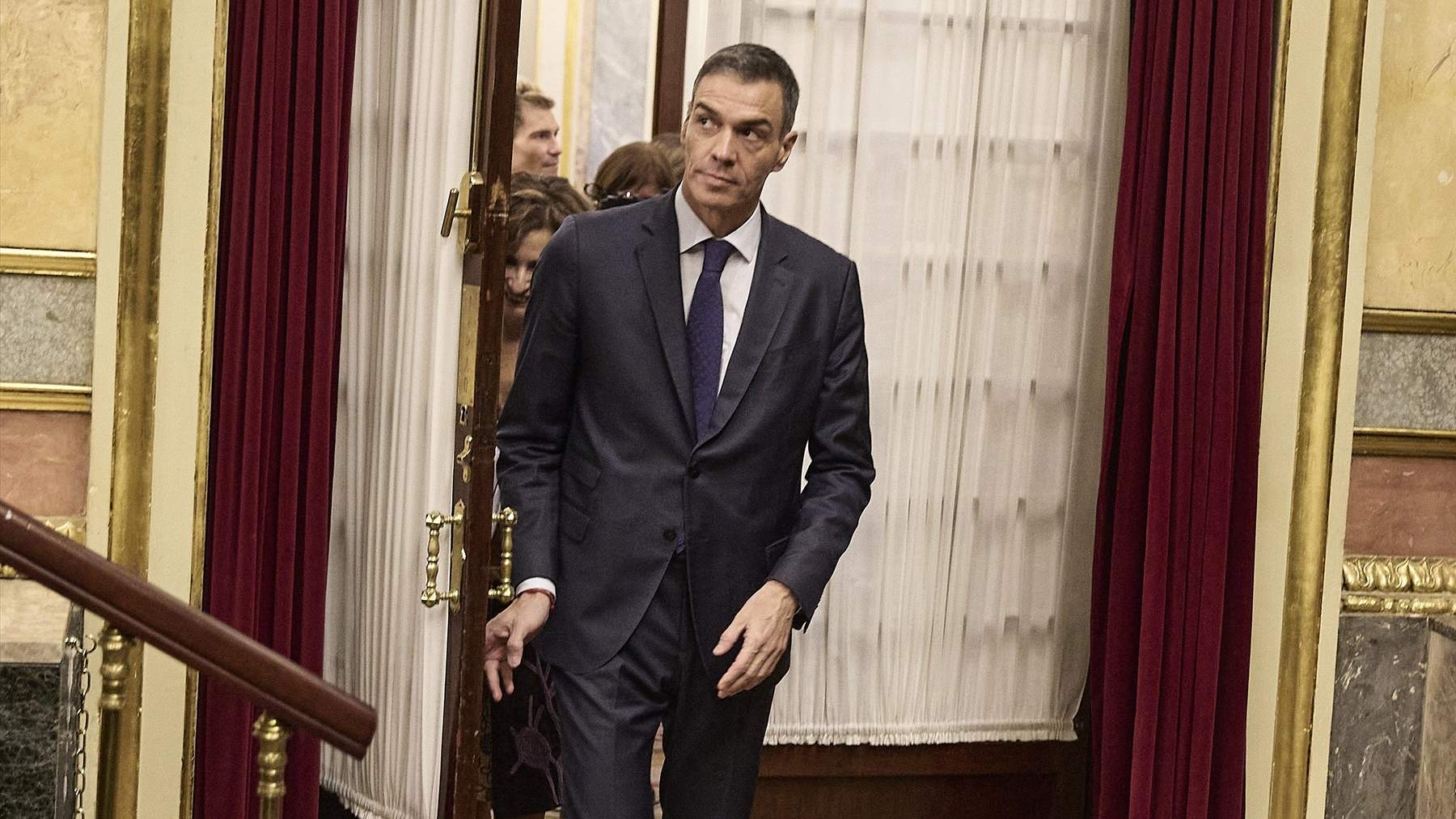 El Gobierno más tramposo: prorroga Almaraz el día del eclipse y lo publica en el BOE un viernes 14 de agosto