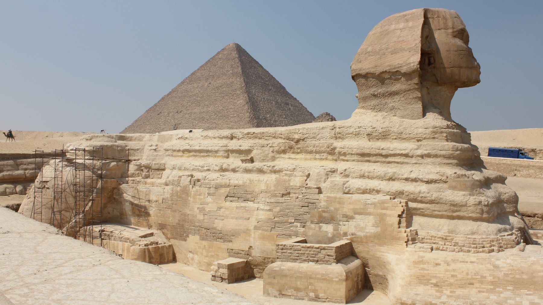 4.600 años después, dos estructuras gigantes junto a la Pirámide Roja de Egipto revelan que los faraones pudieron usar el agua para mover las piedras de las pirámides
