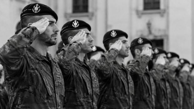 Está confirmado por el Gobierno y ya es oficial: en septiembre comienza en España el Servicio Militar para los nacidos en el año 2008