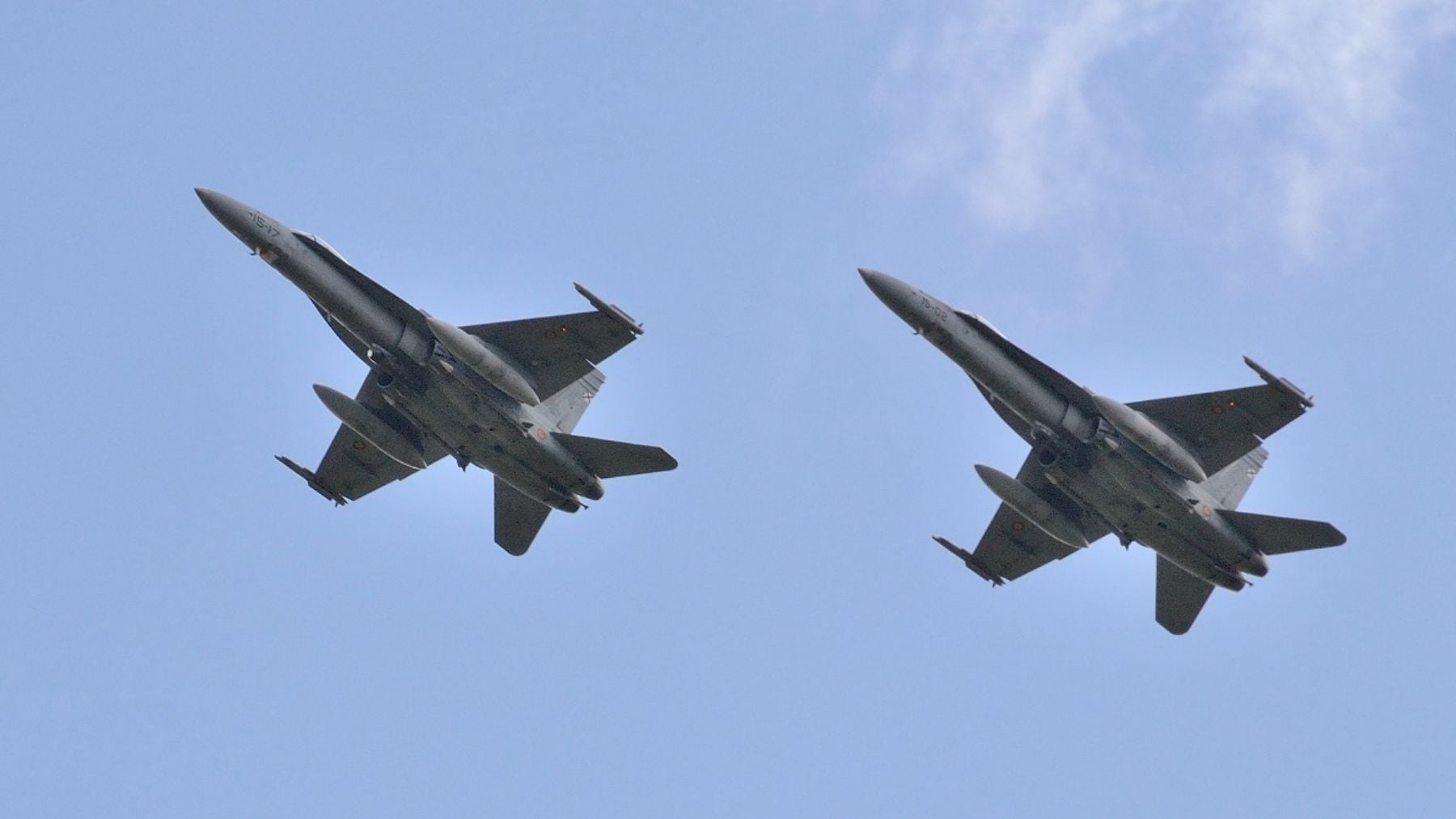 Dos cazas españoles derriban un dron que violaba el espacio aéreo de Rumanía