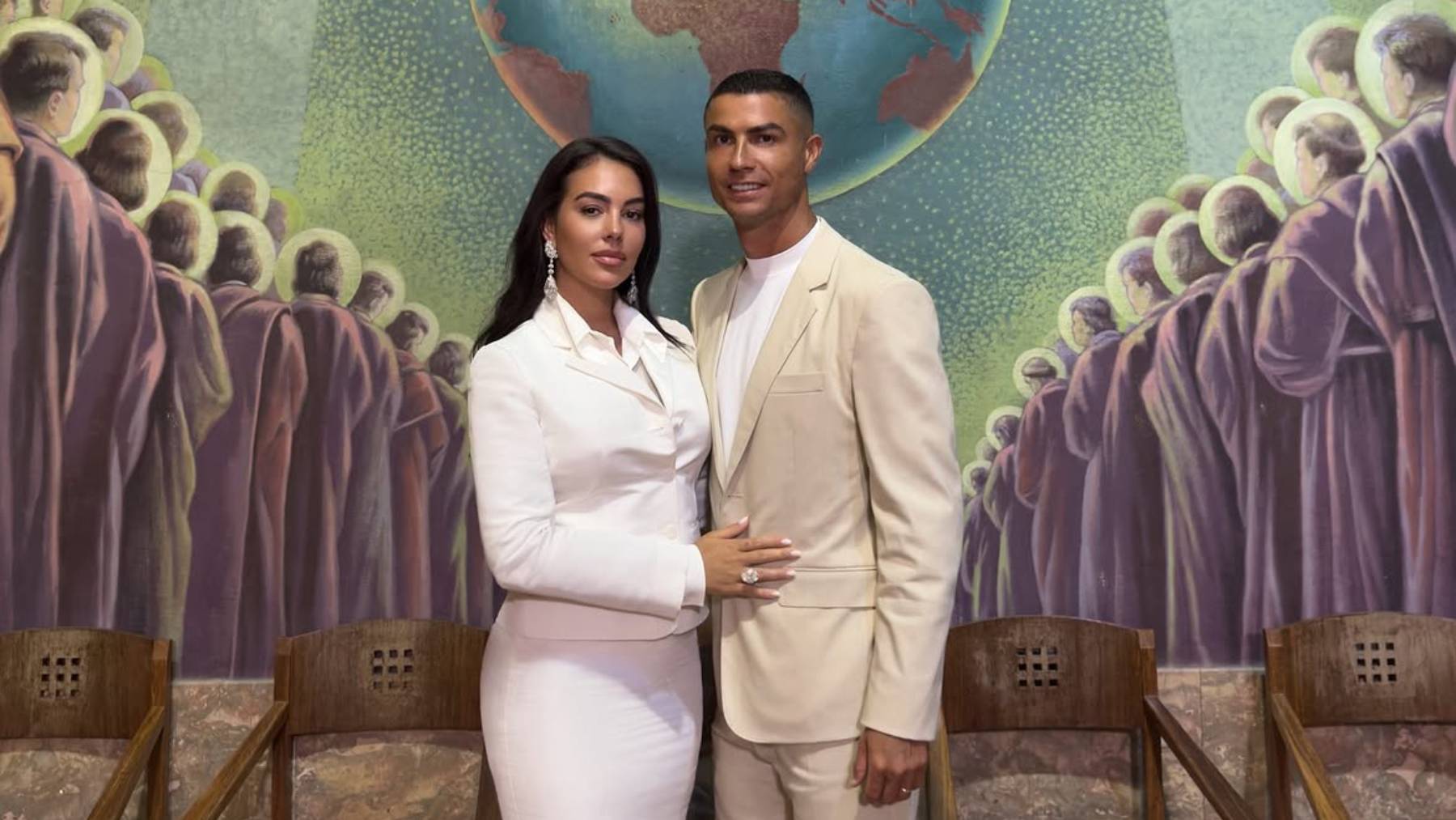 Georgina y Cristiano Ronaldo abren el álbum de su boda secreta y dejan un mensaje: En el futuro tendremos una gran boda
