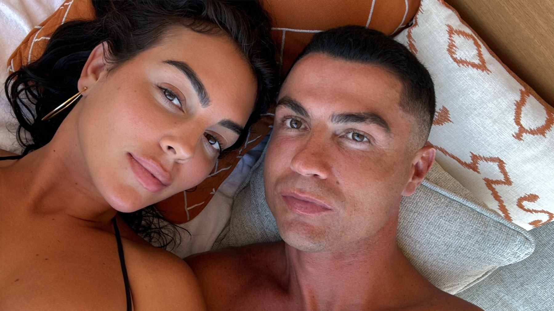 Georgina y Cristiano durante sus vacaciones. (Foto: RRSS)