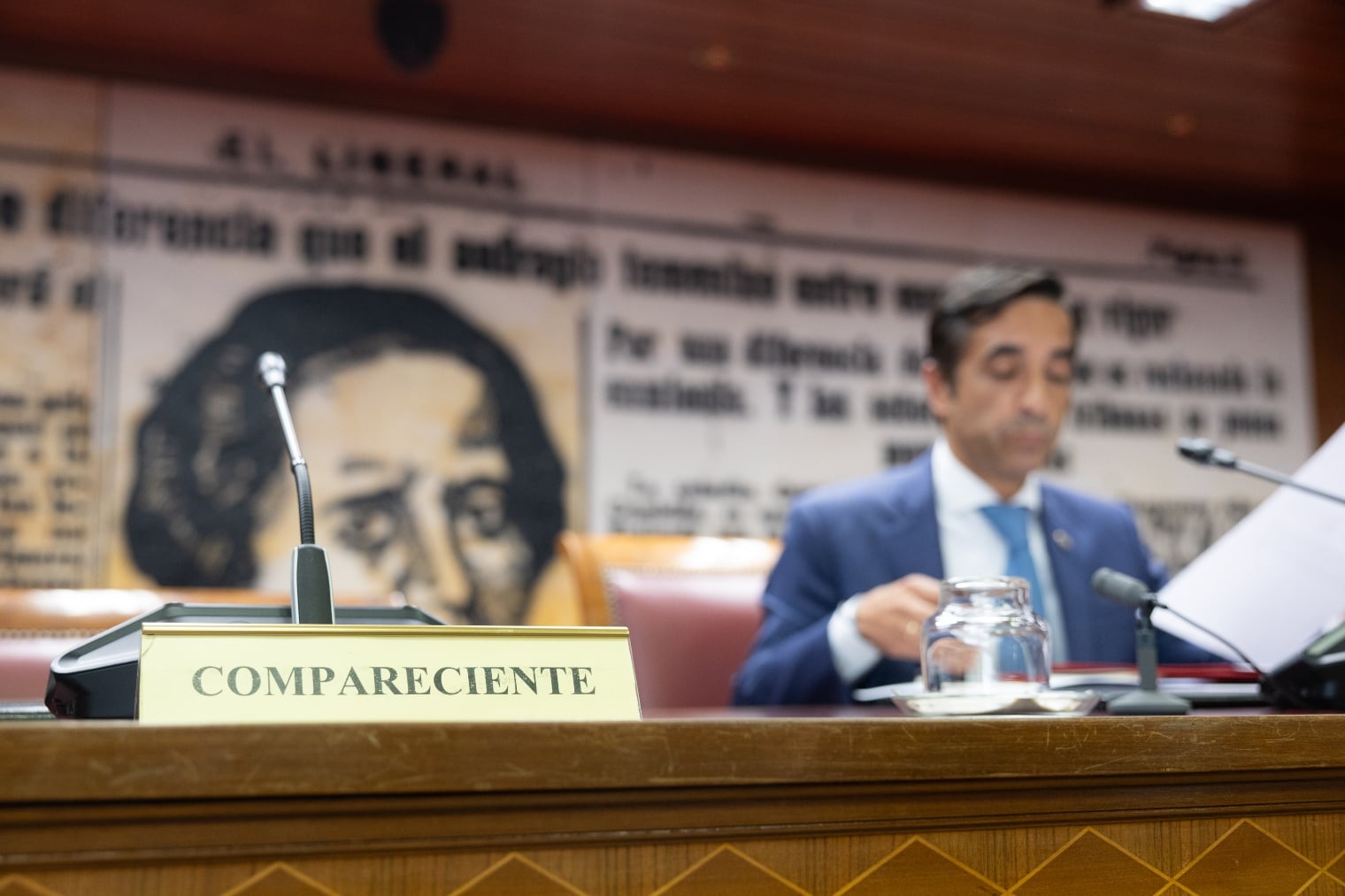 Robles planta al Senado tras las presiones de Moncloa y el PP avisa: Ningún Gobierno está por encima de las Cortes