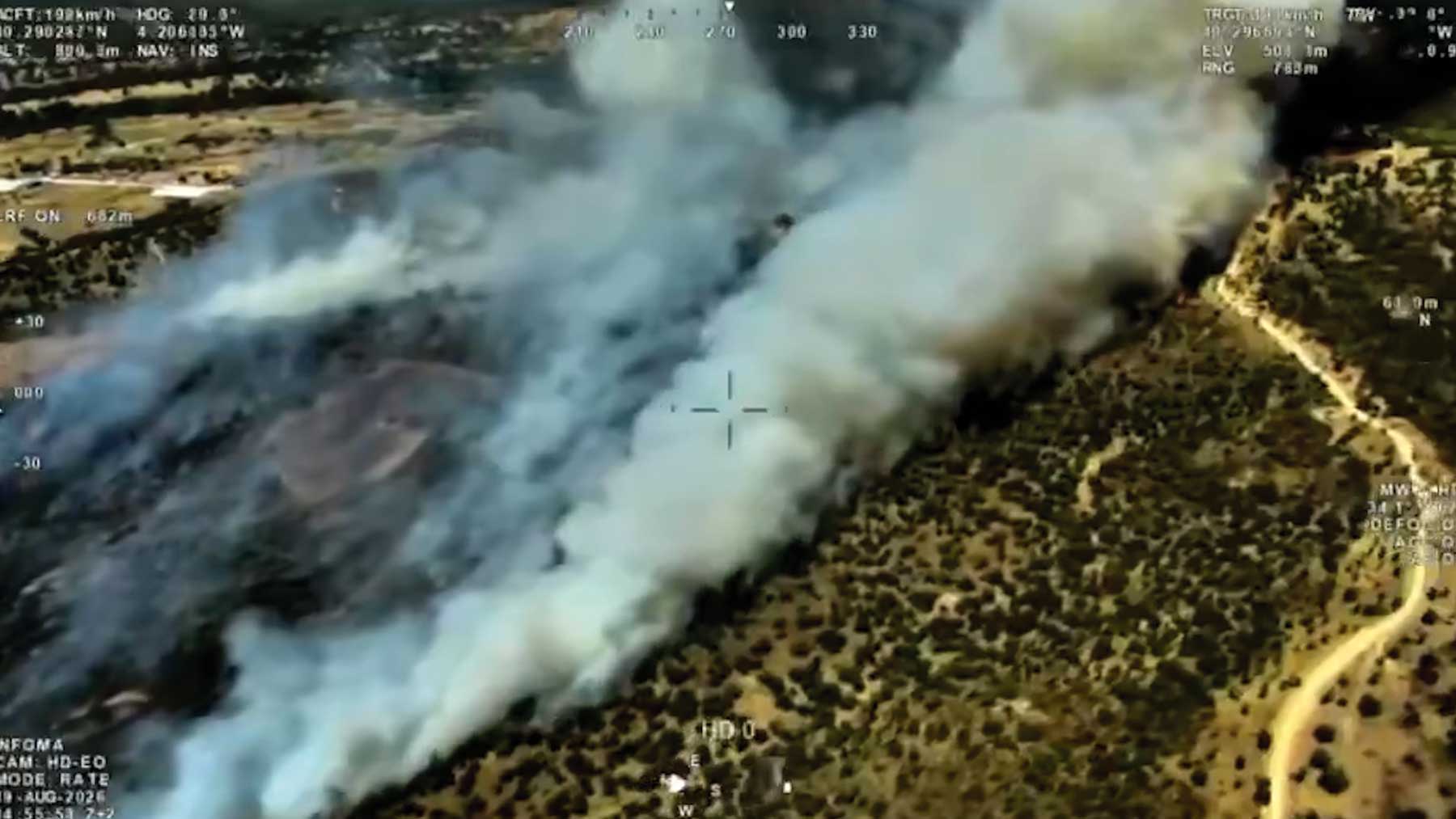 Un nuevo incendio en la Sierra Norte en Madrid obliga a desplegar a la UME y a confinar Aldea del Fresno y Villamantilla