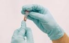 Moderna y Merck anuncian resultados positivos de la vacuna contra el melanoma