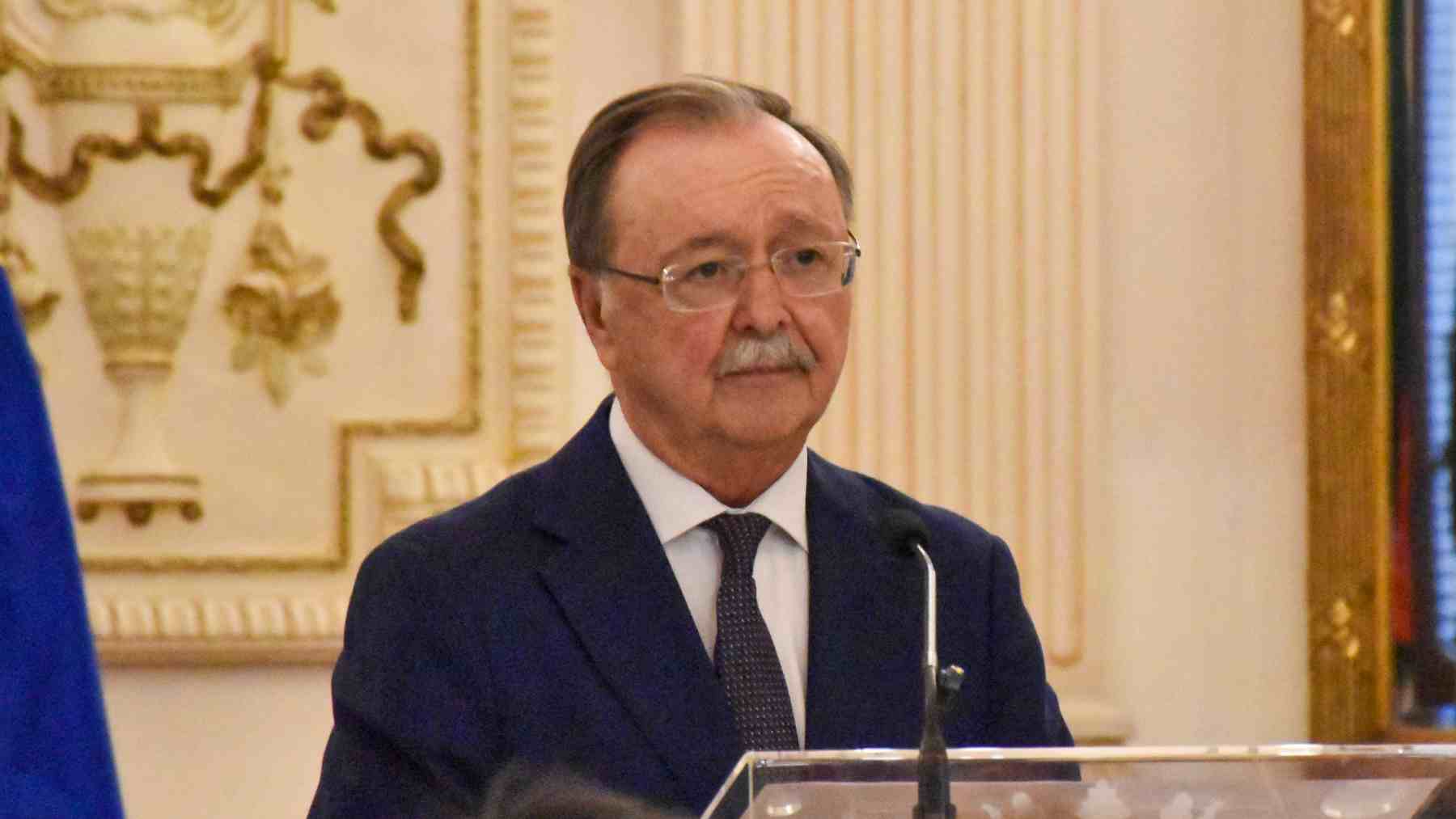 Vivas denuncia que el Gobierno sólo tramita 25 expedientes de devolución al día: Ceuta no puede aguantar así un año