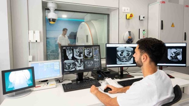 resonancias magnéticas juaneda hospitales