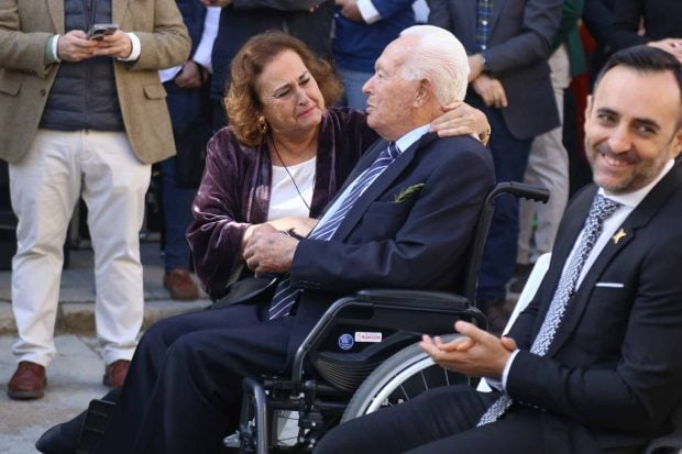 Carmen Tello y Curro Romero en Madrid. (Foto: Europa Press)