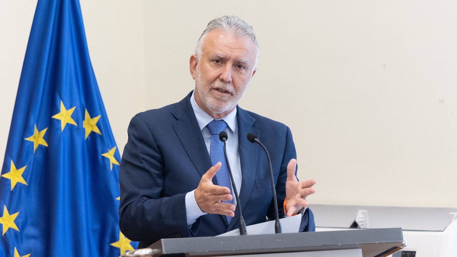 El Gobierno encarga a Torres coordinar la crisis de Ceuta 3 semanas después pero rechaza el mando único que pide el PP