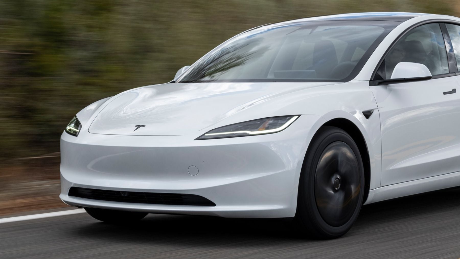 Tesla retira casi 5 millones de vehículos en China por dos fallos de seguridad que bloquean las puertas en caso de accidente