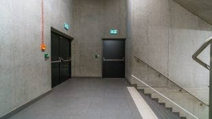 puertas de emergencia