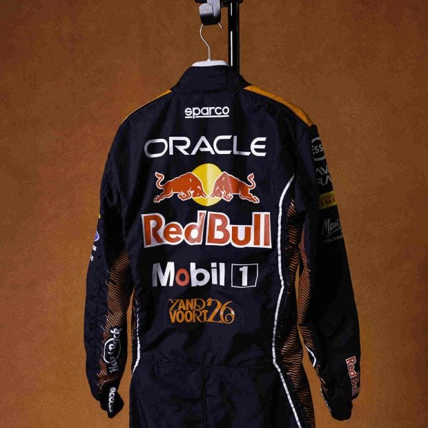 Detalle del mono de Max Verstappen