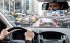 si te enfadas a menudo cuando vas conduciendo en el coche