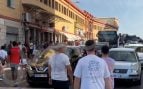 Un grupo de ceutíes se dirige a la Playa del Trampolín a enfrentarse con los inmigrantes ilegales: «¡Invasores, expulsión!»