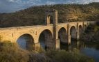 Origen del puente de Alcántara, puentes romanos de España, Isaac Moreno Gallo sobre el puente de Alcántara, puente de Alcántara es del siglo XV.