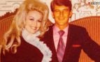 Dolly Parton y su marido, Carl Thomas Dean. (Instagram de la artista)