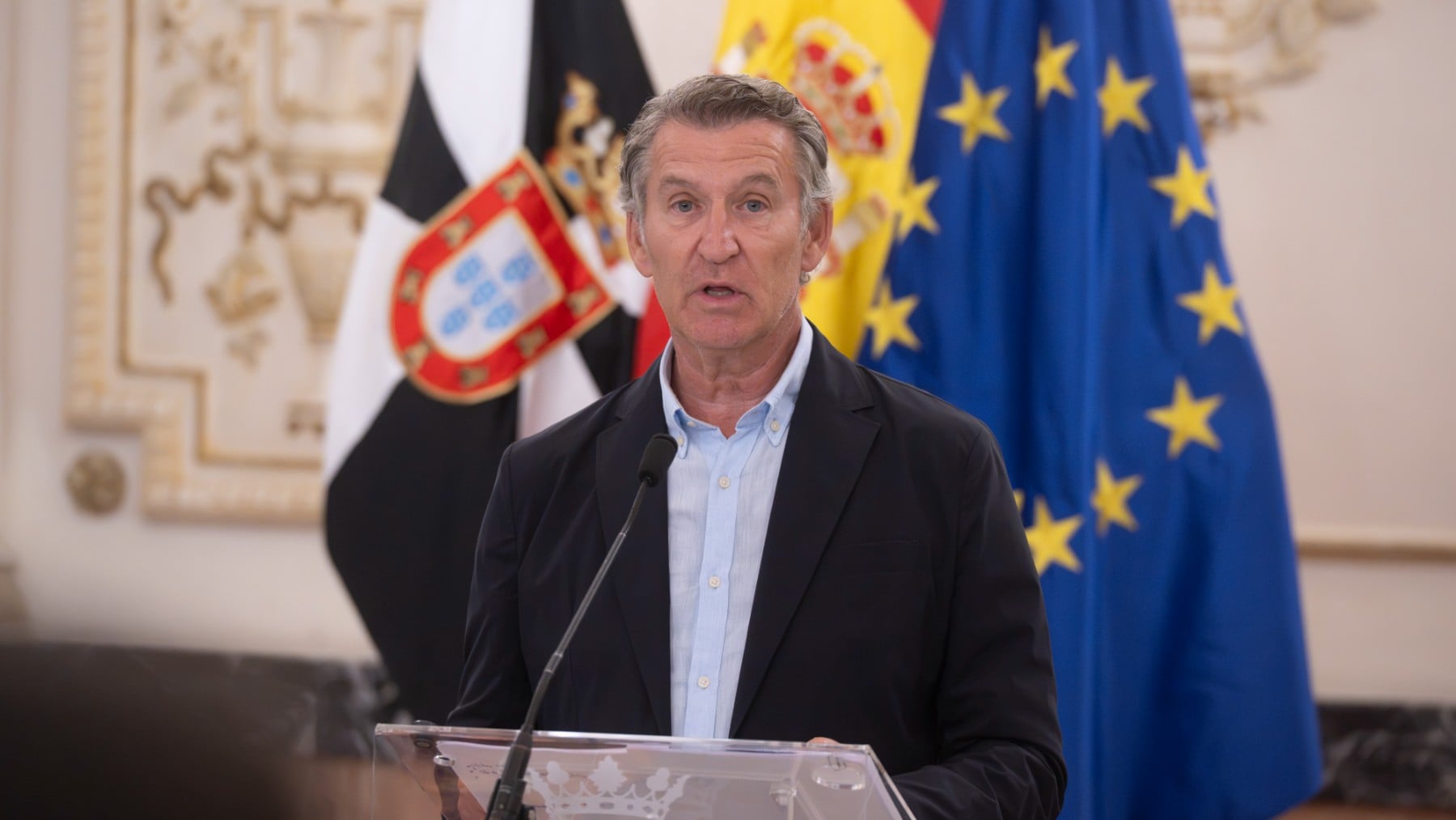 Feijóo exige la convocatoria de la Comisión de Secretos Oficiales ante el desbarajuste de versiones sobre Ceuta