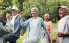 Denise Welch, de 68 años, comparte los 4 sencillos ejercicios con peso corporal que utiliza para mantenerse fuerte después de las vacaciones