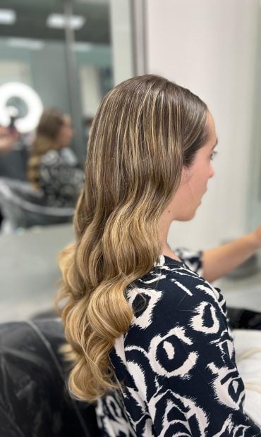 Encarna Moreno, peli, diadema, peluquer&iacute;a, peinado, ondas