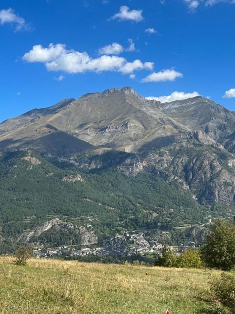 panticosa pueblo veronica echegui