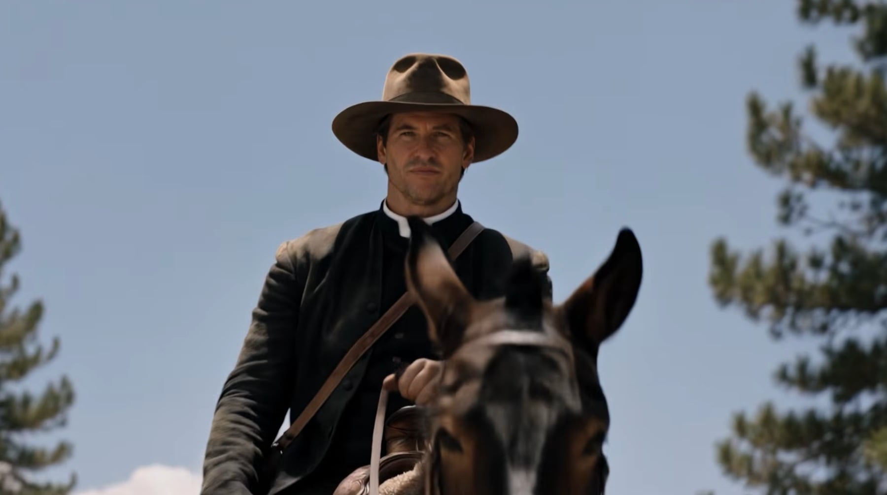 Imagen de la película ‘As Deep as the Grave’ (First Line Films).