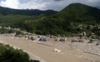 Zona devastada por las inundaciones en Delight, Nepal (Efe).