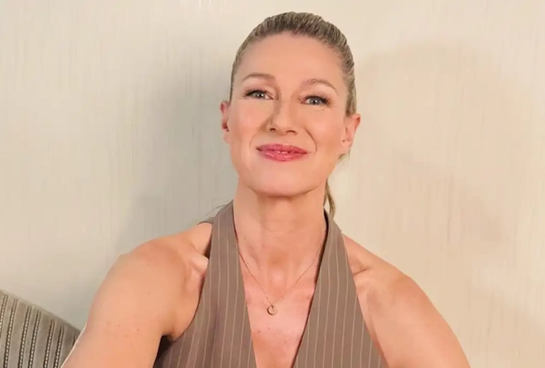 Anne Igartiburu posando. (Foto: Instagram)