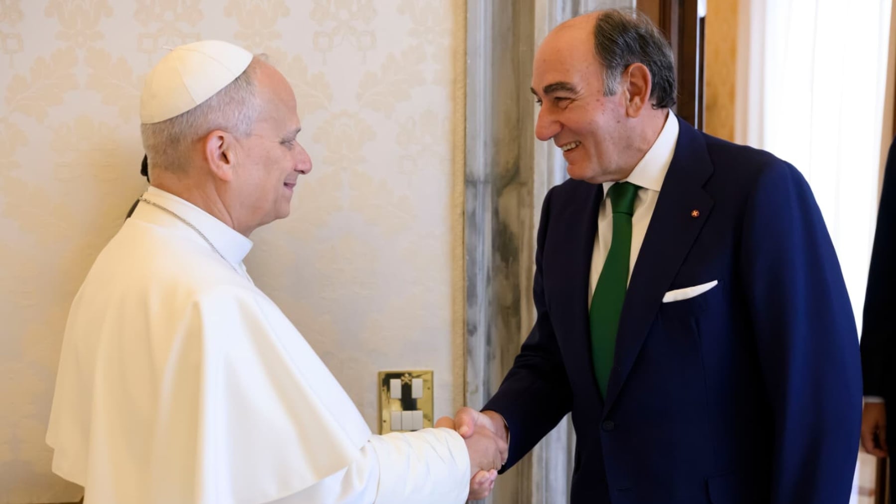 El Papa Francisco con Ignacio Sánchez Galán.