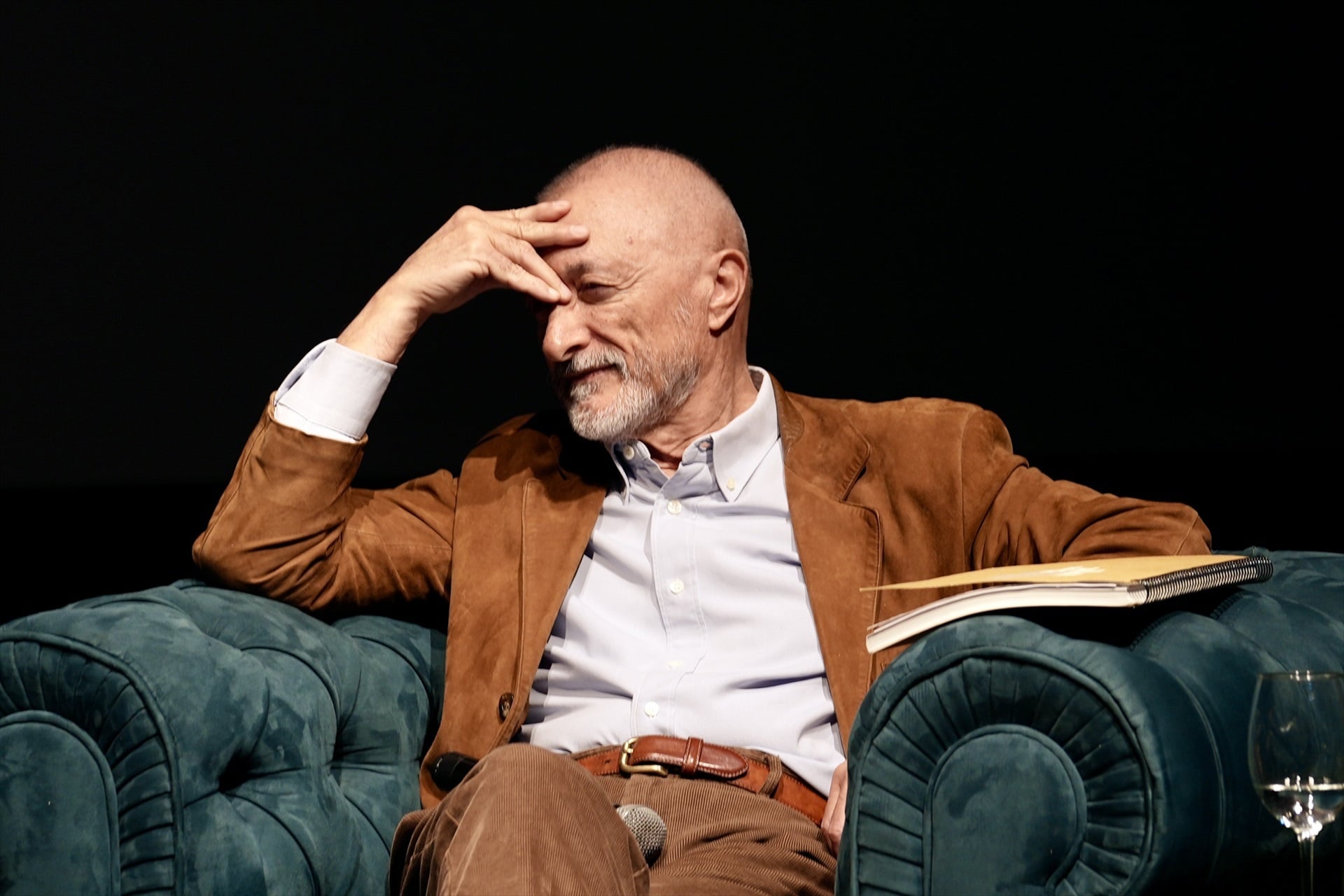 Reverte rotundo contra los que usan el término migrante en Ceuta: Es una absoluta gilipollez