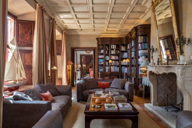 Mallorca, finca, Pierce Broderick