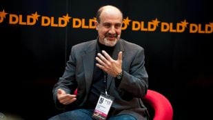 Nassim Nicholas Taleb, en 2009. Foto: Eirik Solheim / CC BY-SA 2.0. Wikimedia Commons