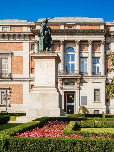 el prado de noche cuando septiembre madrid