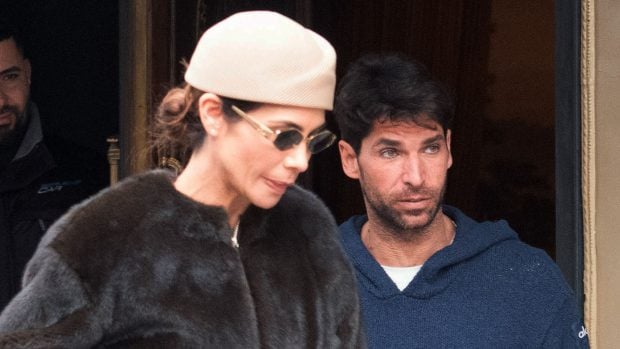 Tamara Gorro y Cayetano Rivera. (Foto: Europa Press)
