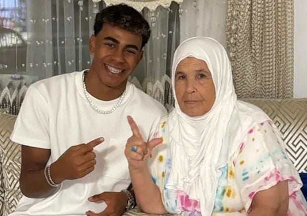 lamine yamal, abuela lamine yamal, 