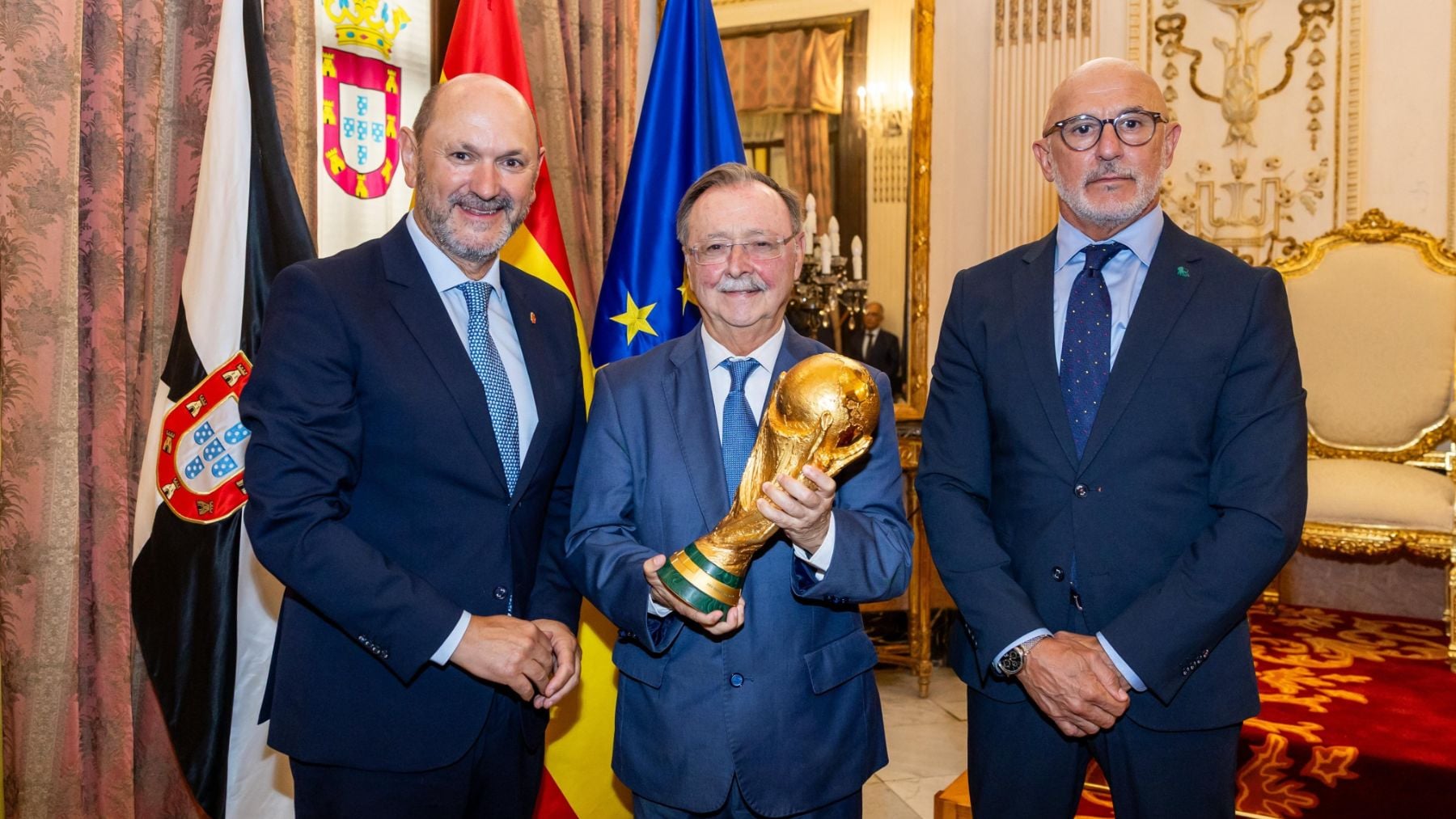 De la Fuente y Louzán en Ceuta. (RFEF)